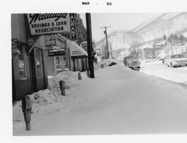 1960-Boone-snow-Glenn-Thomas2-630x481.jpg