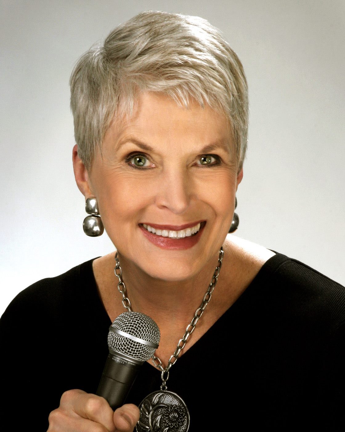 North Carolina humorist Jeanne Robertson passes unexpectedly ...