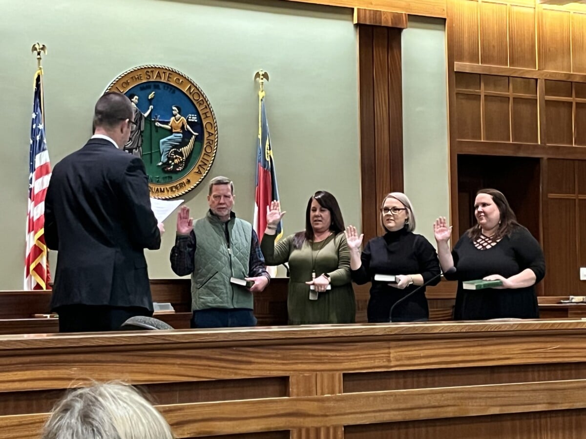 Swearingin for offices of Sheriff & Clerk of Court took place Monday