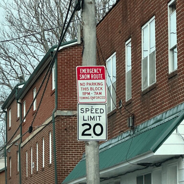 Town of Boone Reminder Emergency Snow Route signs