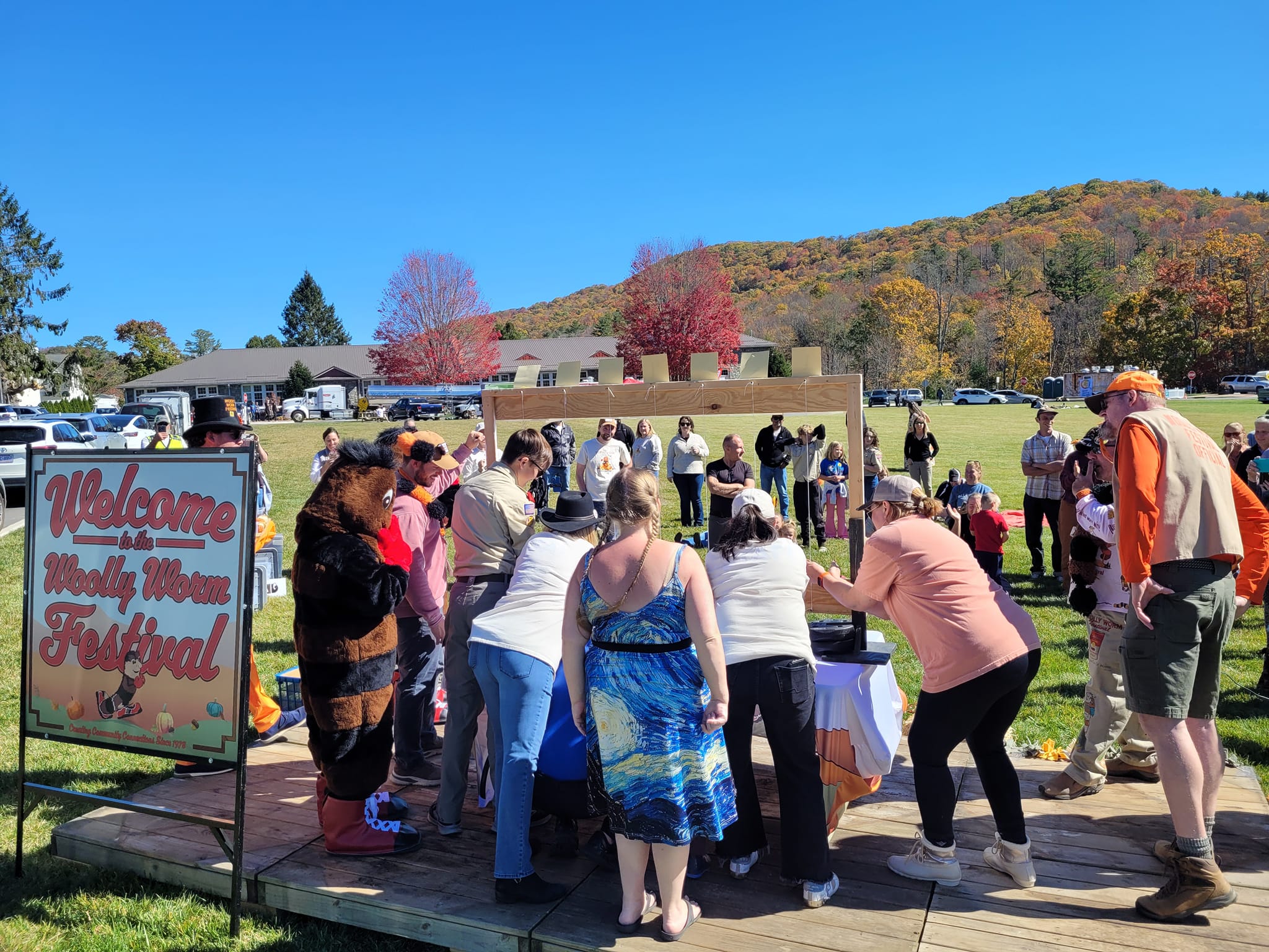 Woolly Worm Festival Ceremonial Race held, organizers keep spirit of